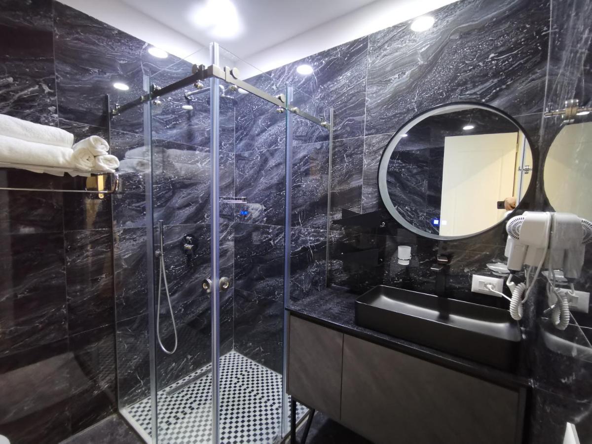 Te Aldo Hotel Kuraten Exteriör bild