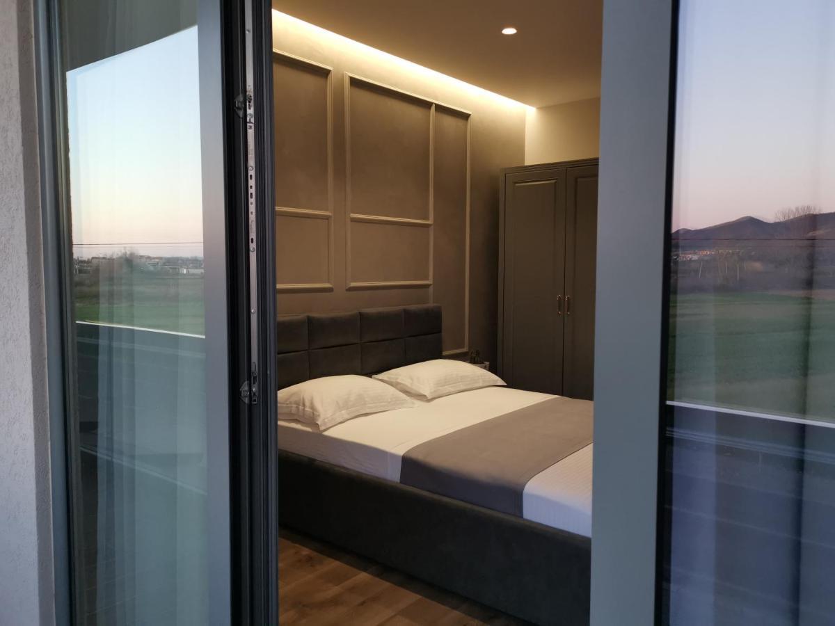 Te Aldo Hotel Kuraten Exteriör bild