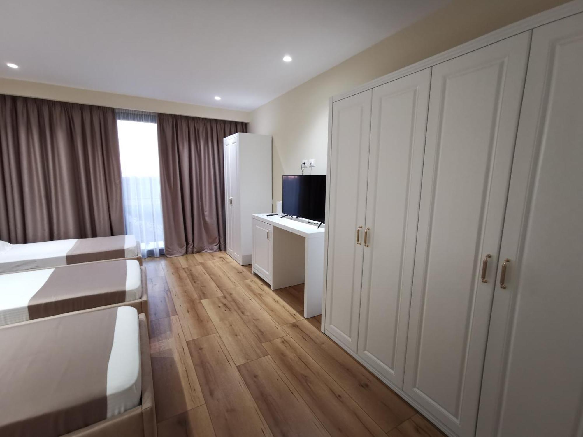 Te Aldo Hotel Kuraten Exteriör bild