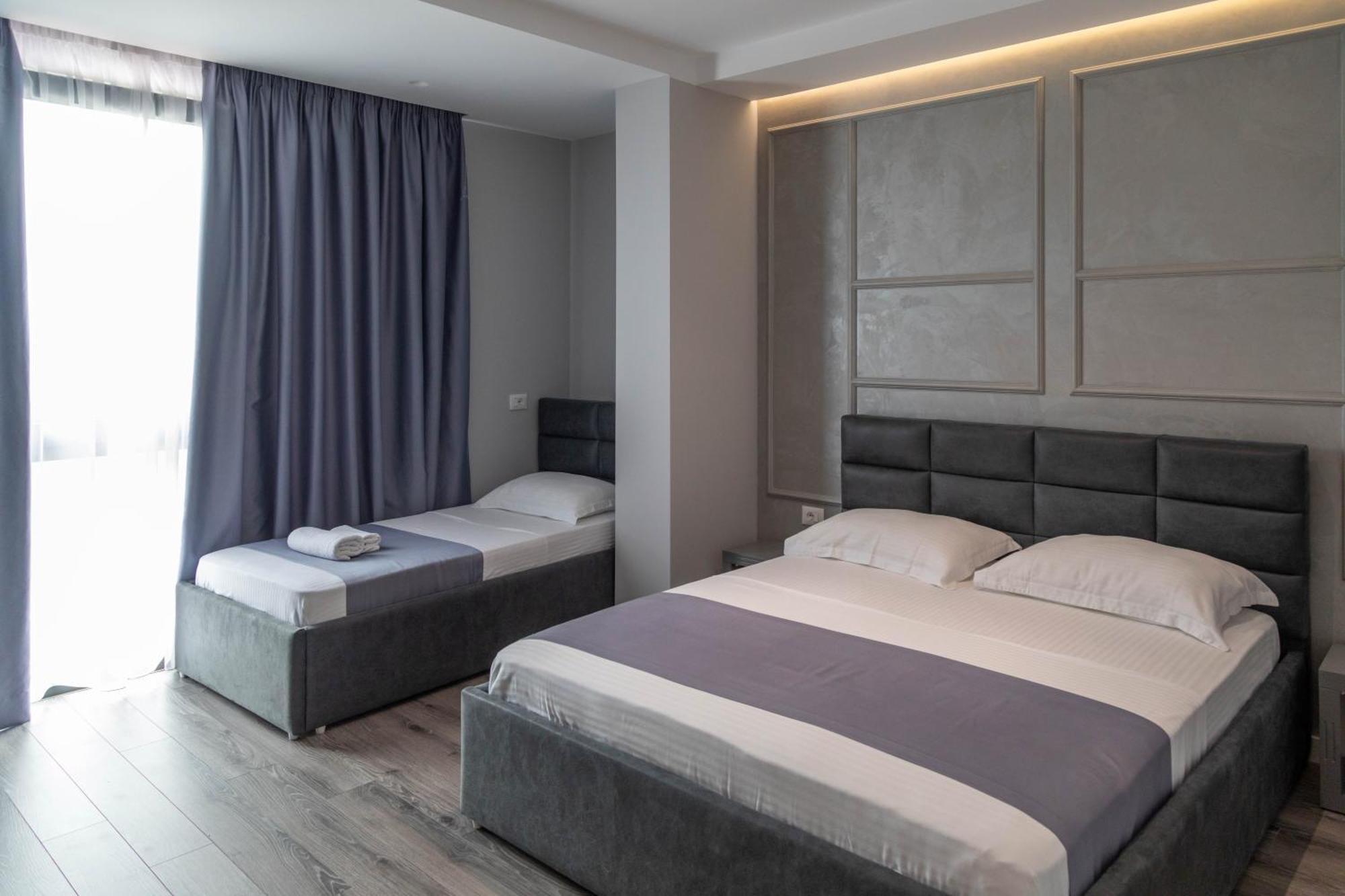 Te Aldo Hotel Kuraten Exteriör bild