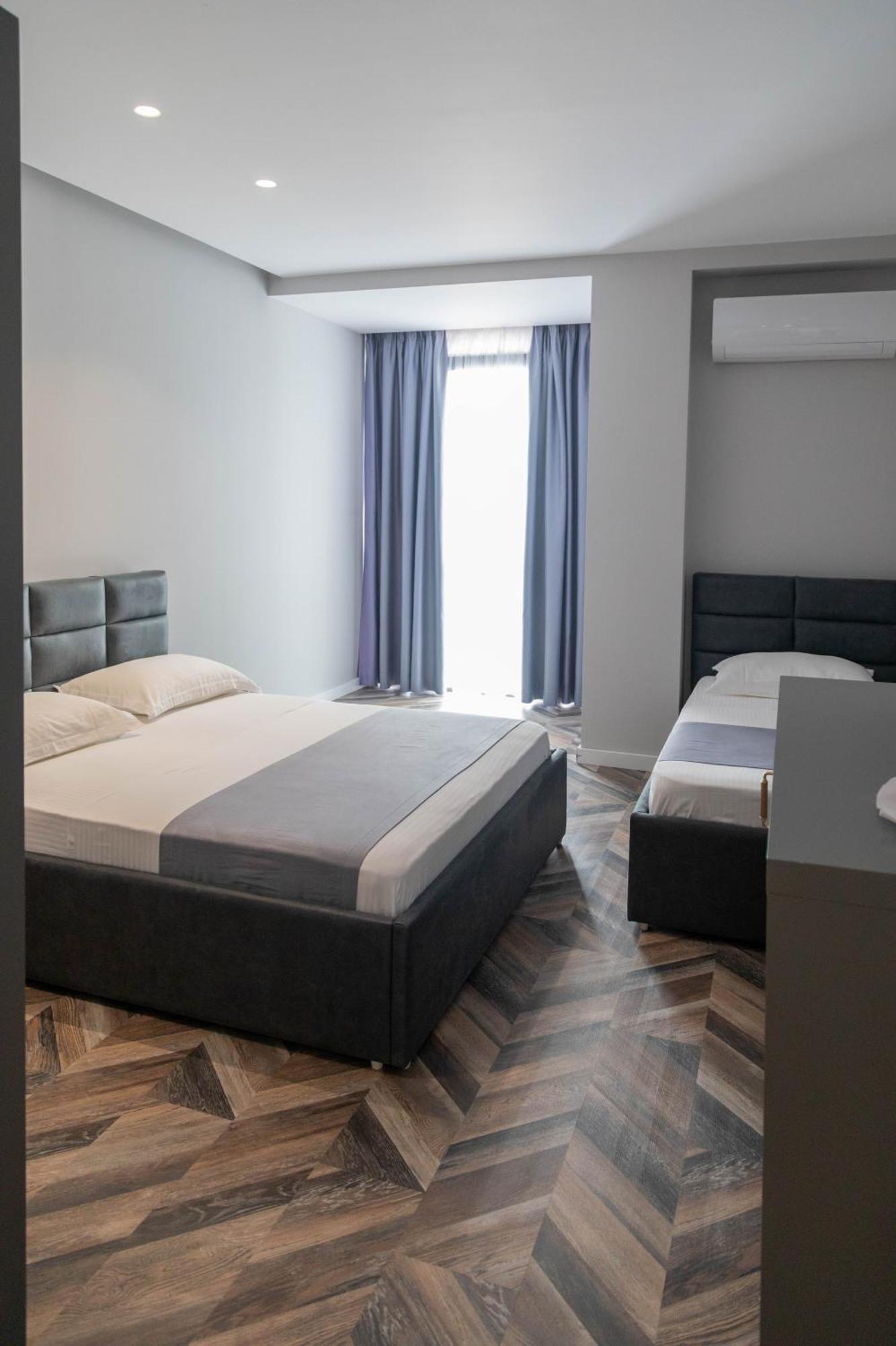Te Aldo Hotel Kuraten Exteriör bild